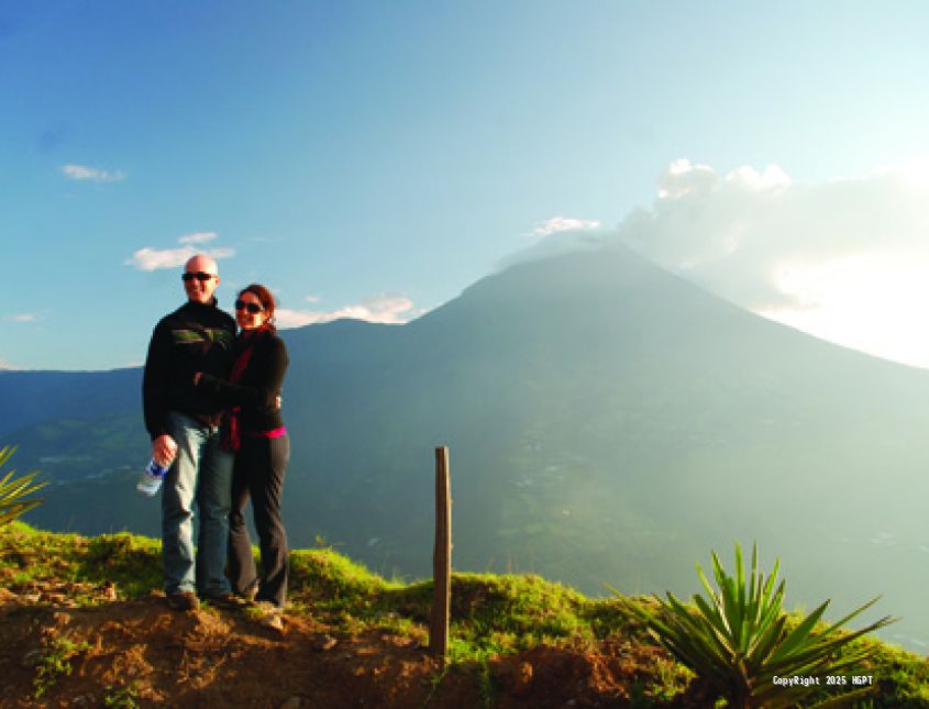 Mirador Ojos del Volcán - 