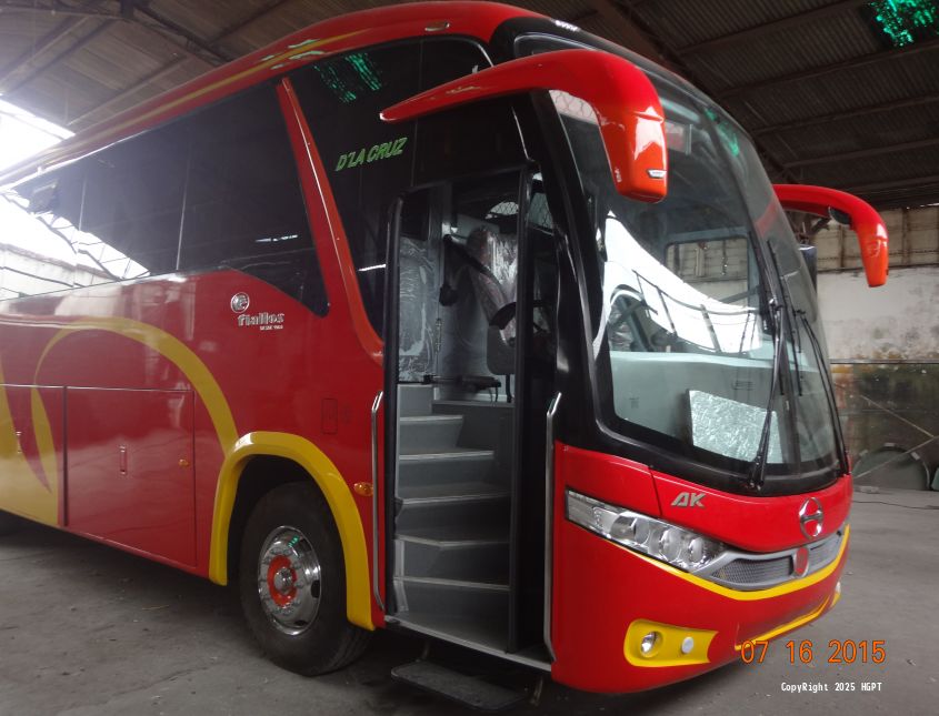 Buses Carrocerías Fiallos. - 