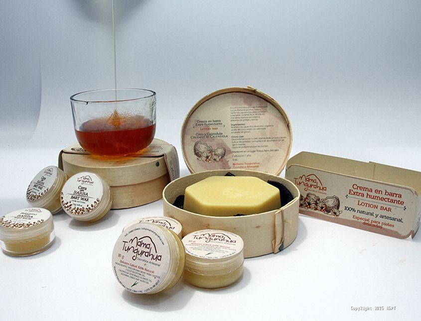 Mama Tungurahua - Crema en barra, bálsamo labial y crema para barba.