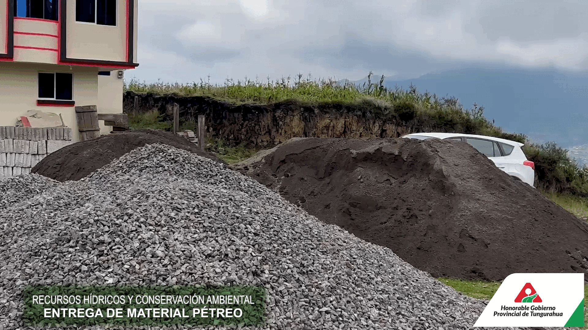 ENTREGA DE MATERIAL PETREO